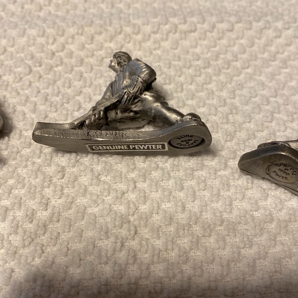 Pewter hockey players 1990 by Sanford White set of three - Picture 6 of 8